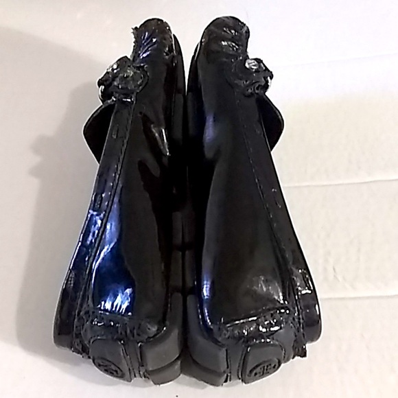 TORY BURCH PATENT LEATHER LOAFERS - Picture 3 of 7